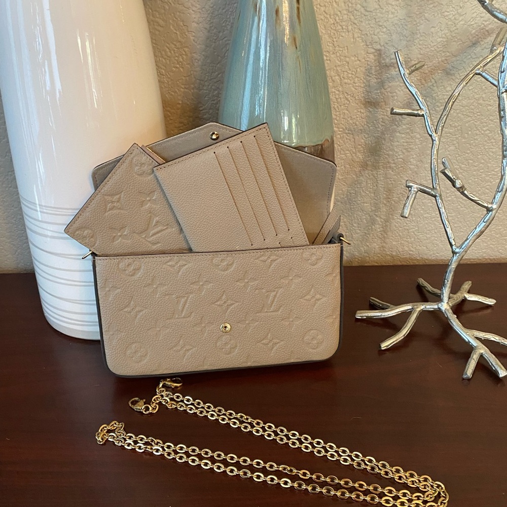 ❤️‍🔥Gorgeous Louis Vuitton Felicie Empreinte Turtledove❤️‍🔥